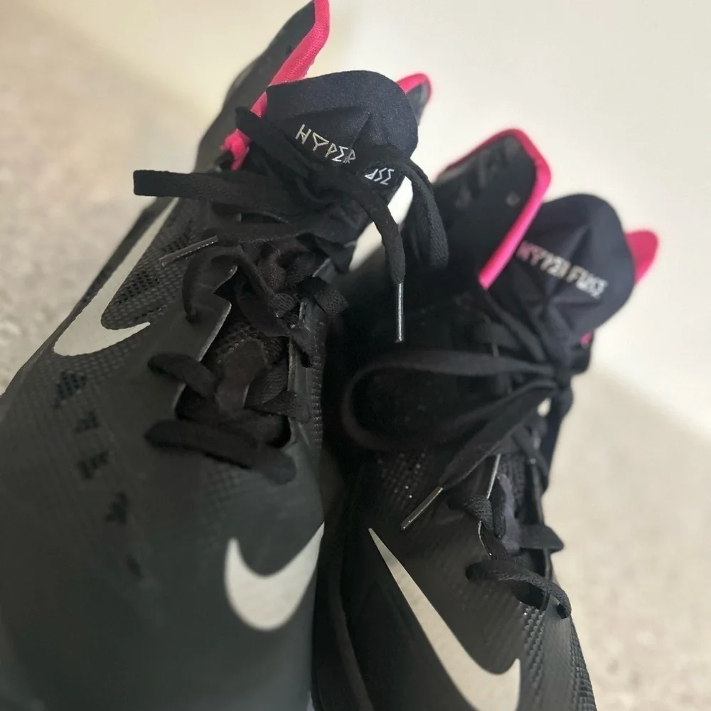 Nike Zoom Hyperfuse 2013 Black/Metallic Silver-Dark Grey-Pink Size 10.5